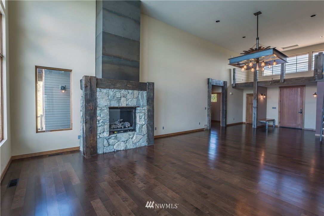 266 Hawks Ridge Road Chelan, WA 98816 - Photo 8 of 24 Gallery Image 8