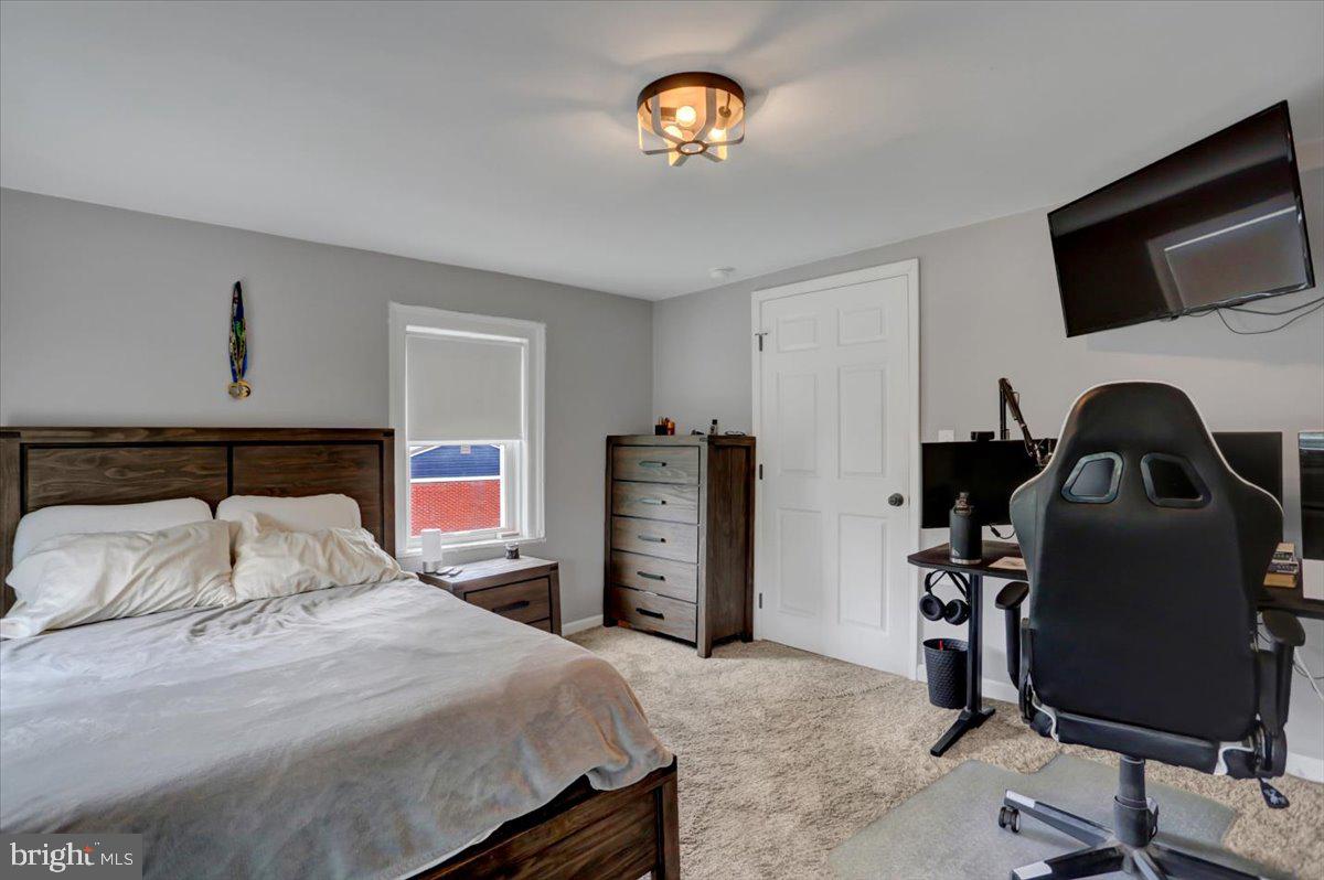 1681 Ragged Edge Road Chambersburg, PA 17202 - Photo 24 of 28 Bedroom 2
