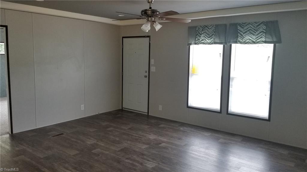 876 Rice Road Reidsville, NC 27320 - Photo 3 of 26 Gallery Image 3