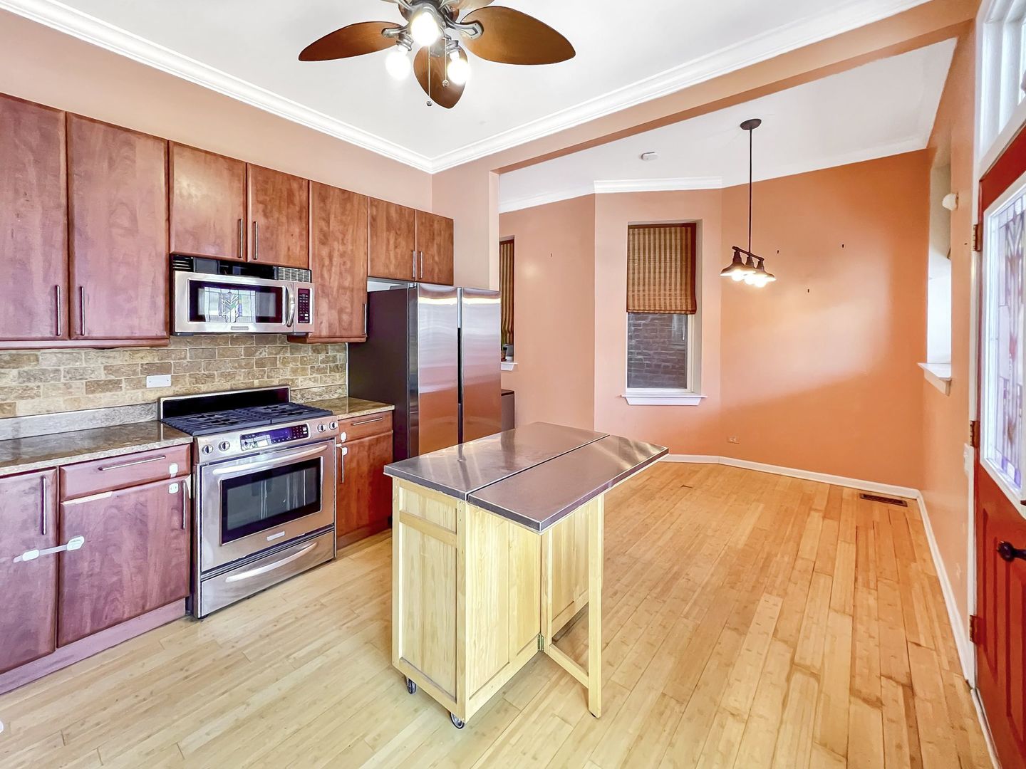 2649 West Evergreen Avenue, Unit 1 Chicago, IL 60622 - Photo 20 of 37