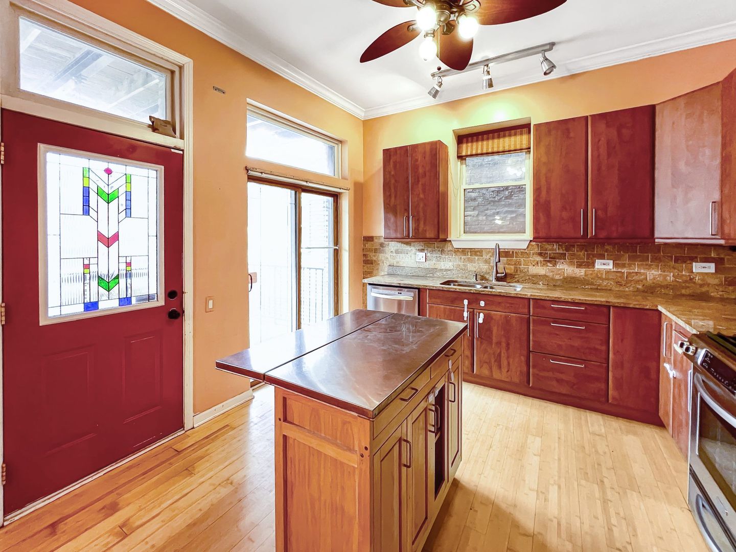 2649 West Evergreen Avenue, Unit 1 Chicago, IL 60622 - Photo 22 of 37