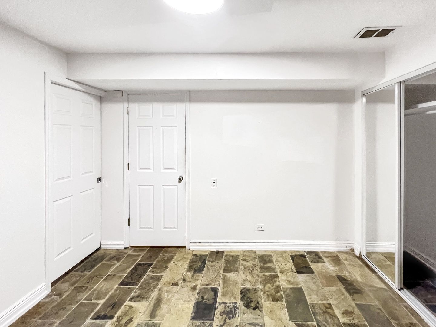 2649 West Evergreen Avenue, Unit 1 Chicago, IL 60622 - Photo 30 of 37