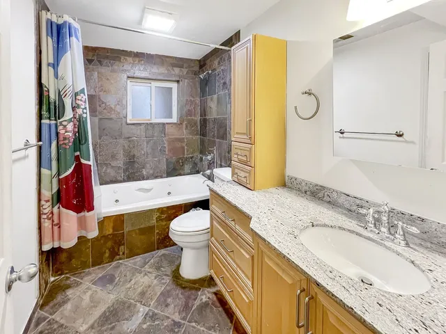 $3,000 | 2649 West Evergreen Avenue, Unit 1, Chicago, IL 60622