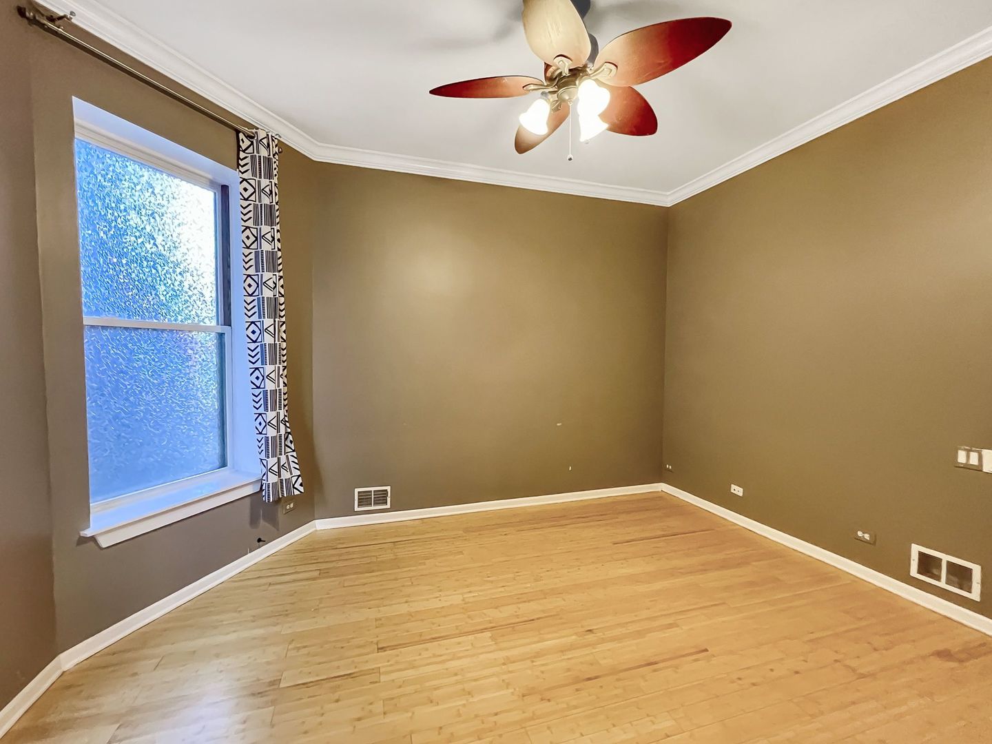 2649 West Evergreen Avenue, Unit 1 Chicago, IL 60622 - Photo 10 of 37