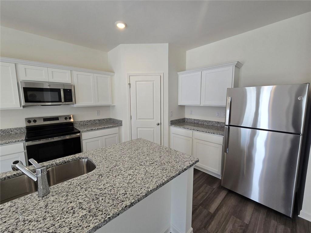 73 Rowlett Place Winder, GA 30680 - Photo 5 of 37