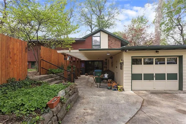 $995,000 | 8728 Meadow Lane, Leawood, KS 66206