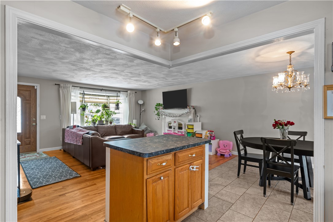 29 Buchanan Street Johnston, RI 02919 - Photo 8 of 34