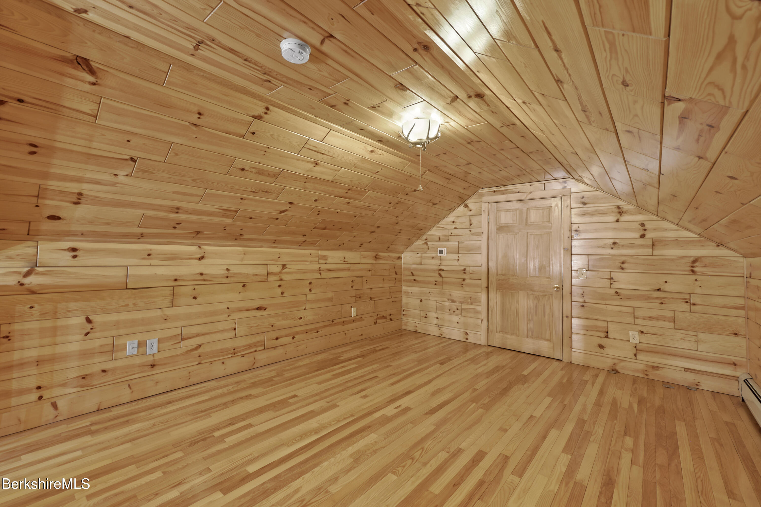 633 East Otis Road Otis, MA 01253 - Photo 35 of 61 160 Second Floor