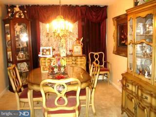 5 Anvil Road Aston, PA 19014 - Photo 3 of 6 Dining Room