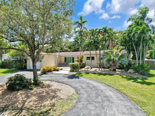$1,199,000 | 14501 Southwest 99th Avenue, Miami, FL 33176