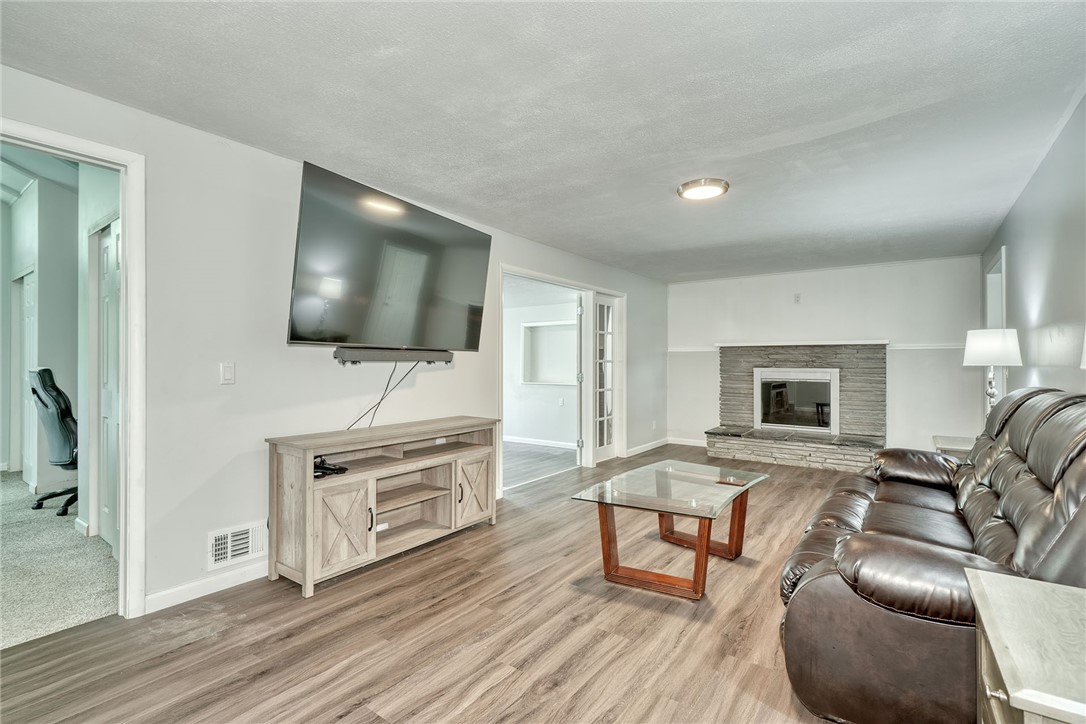 1766 Lehigh Station Road Henrietta, NY 14467 - Photo 25 of 50