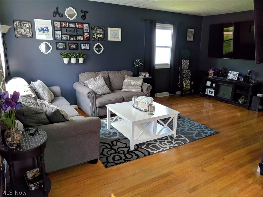 3875 Hile Road Stow, OH 44224 - Photo 2 of 24