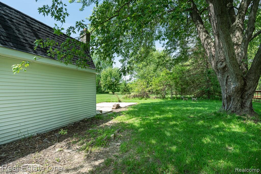 1056 Adams Road Burton, MI 48509 - Photo 26 of 29 1056 Adams_MLS-034.jpg