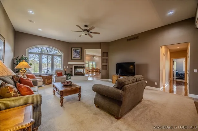 $499,000 | 106 Watson Drive, Laurie, MO 65037