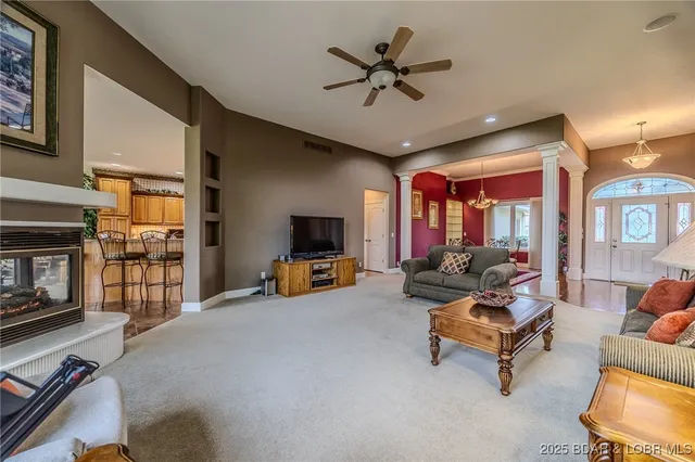 $499,000 | 106 Watson Drive, Laurie, MO 65037