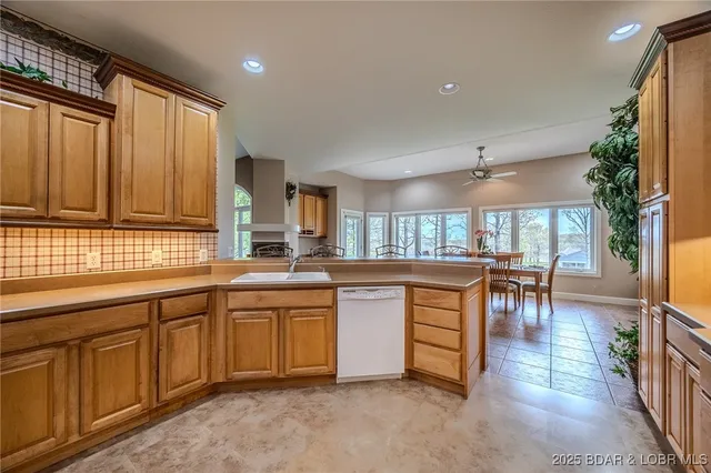 $499,000 | 106 Watson Drive, Laurie, MO 65037