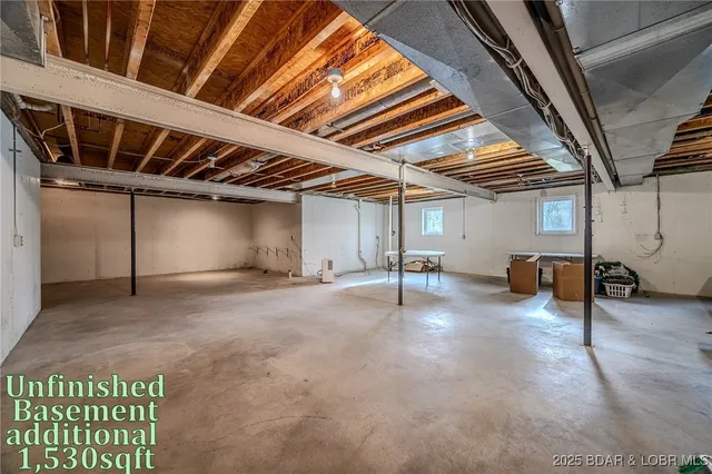 $499,000 | 106 Watson Drive, Laurie, MO 65037