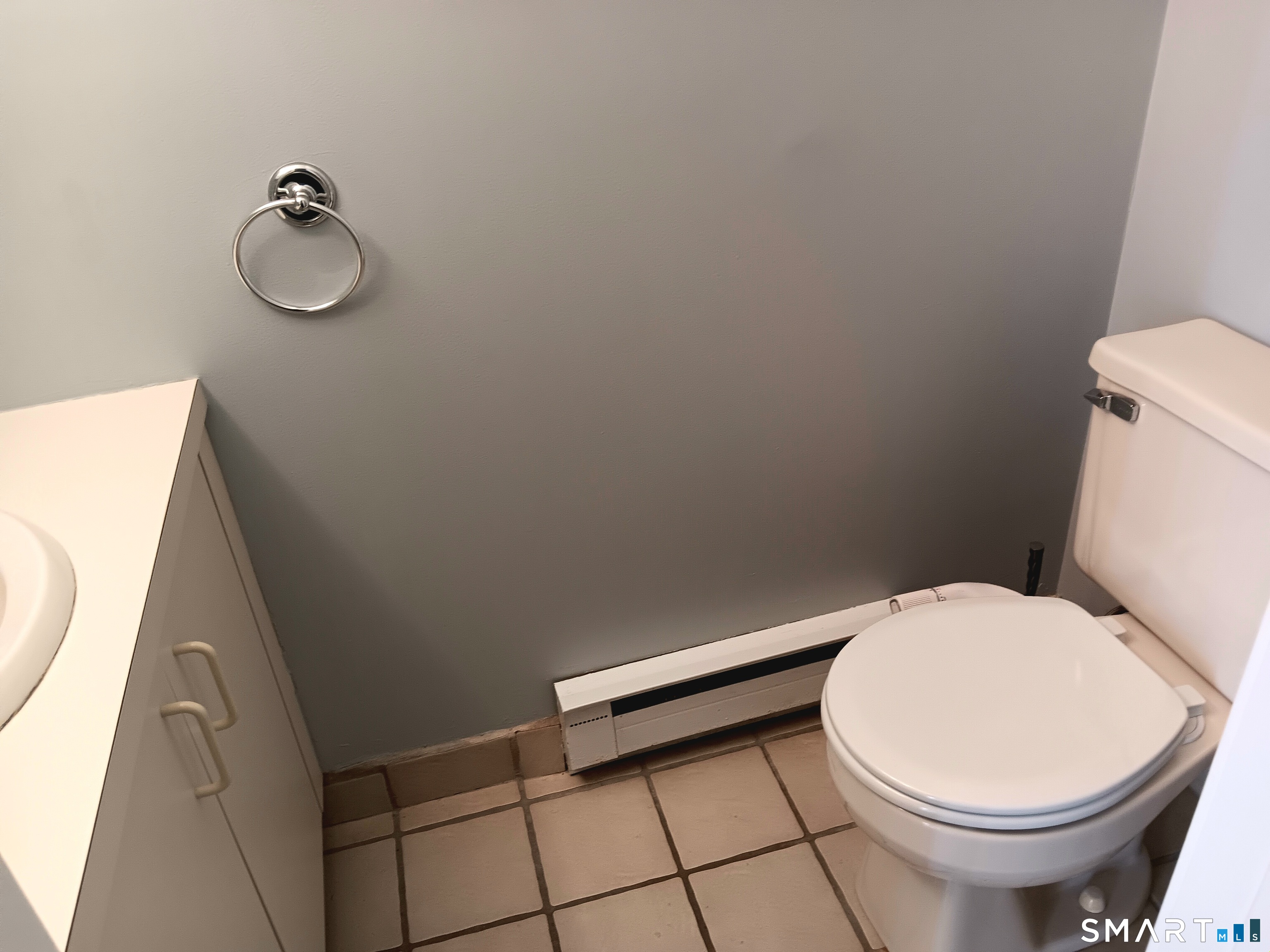 585 Park Road, Unit 104 Waterbury, CT 06708 - Photo 4 of 11