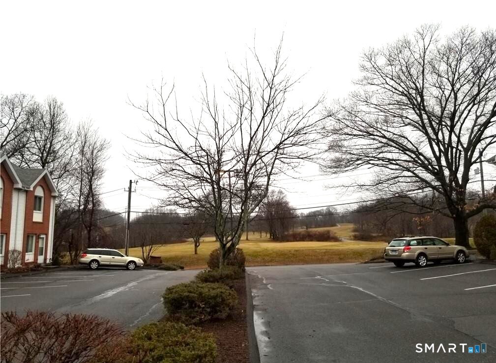 585 Park Road, Unit 104 Waterbury, CT 06708 - Photo 9 of 11