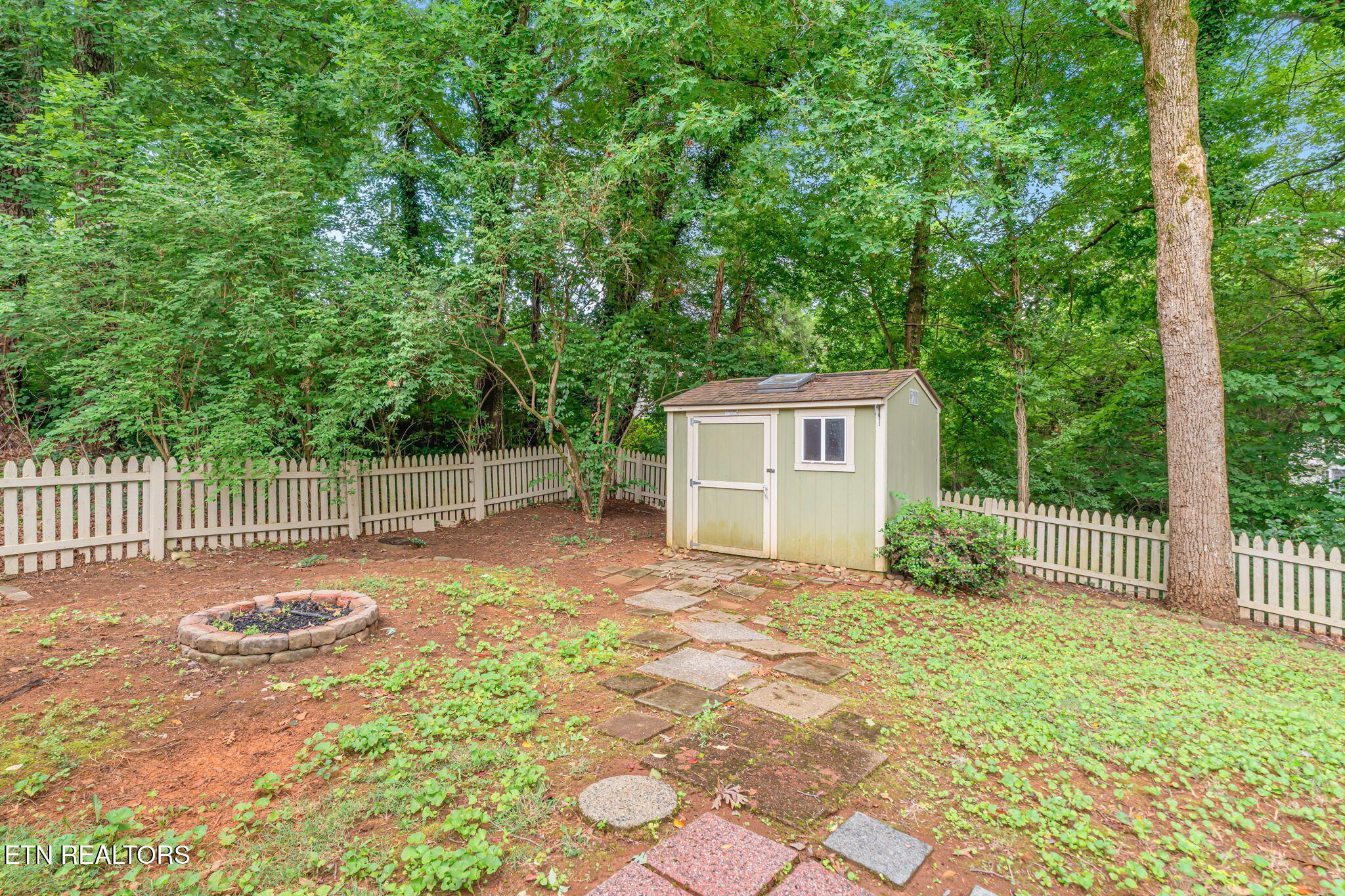 1324 Huntington Road Southwest Knoxville, TN 37919 - Photo 42 of 43 34-web-or-mls-1324 Huntington Road-35