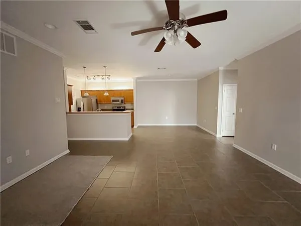 $1,400 | 350 Emerald Forest Boulevard, Unit 28102, Covington, LA 70433