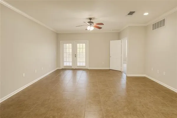 $1,400 | 350 Emerald Forest Boulevard, Unit 28102, Covington, LA 70433