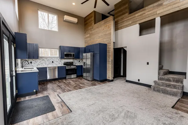 $484,000 | 25690 Groningen Road, Sandstone, MN 55072