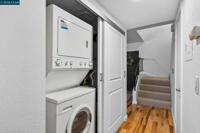 a view of entryway and hall