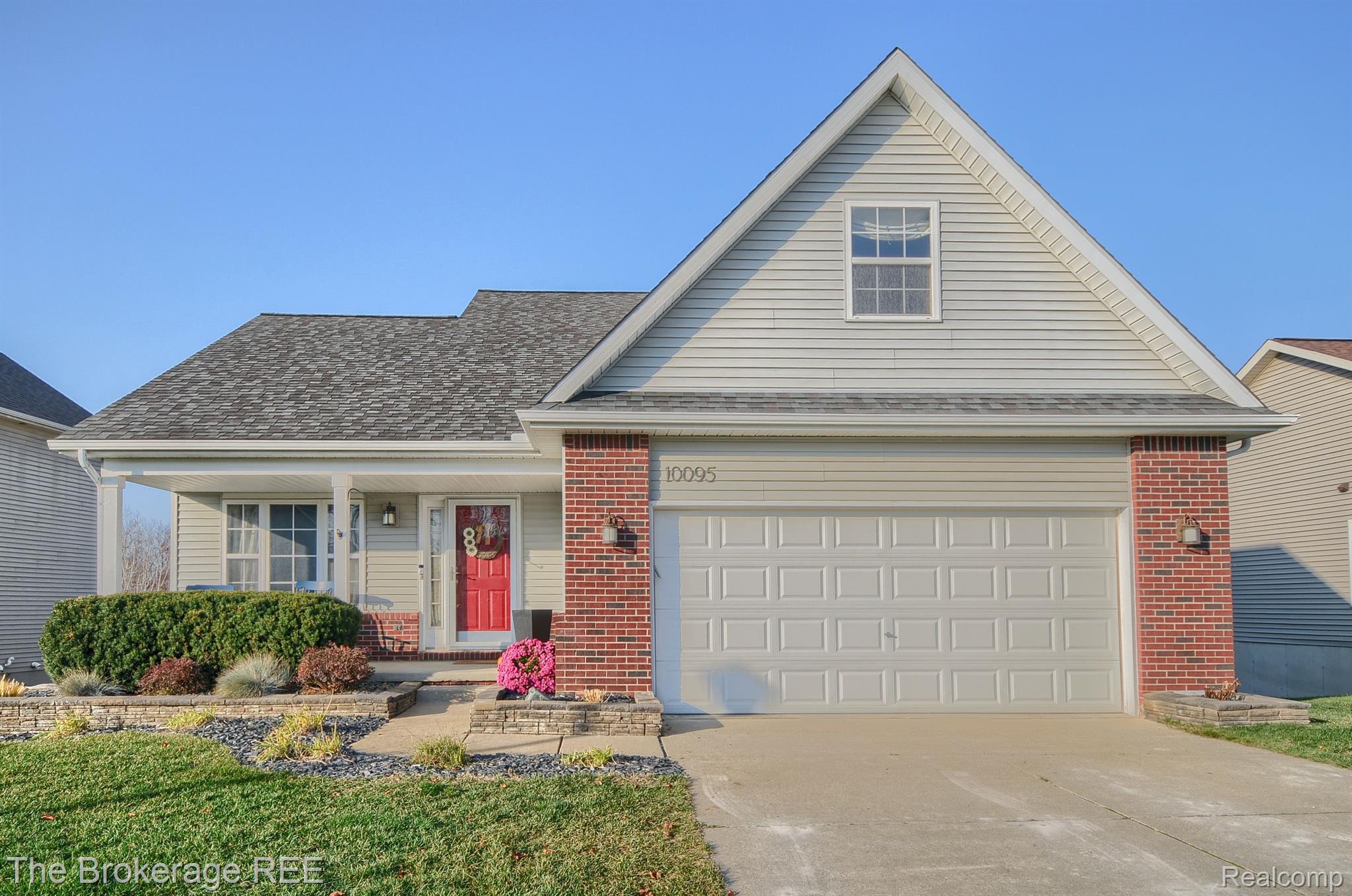 10095 Creekside Road Goodrich, MI 48438 - Photo 1 of 54 Gallery Image 1