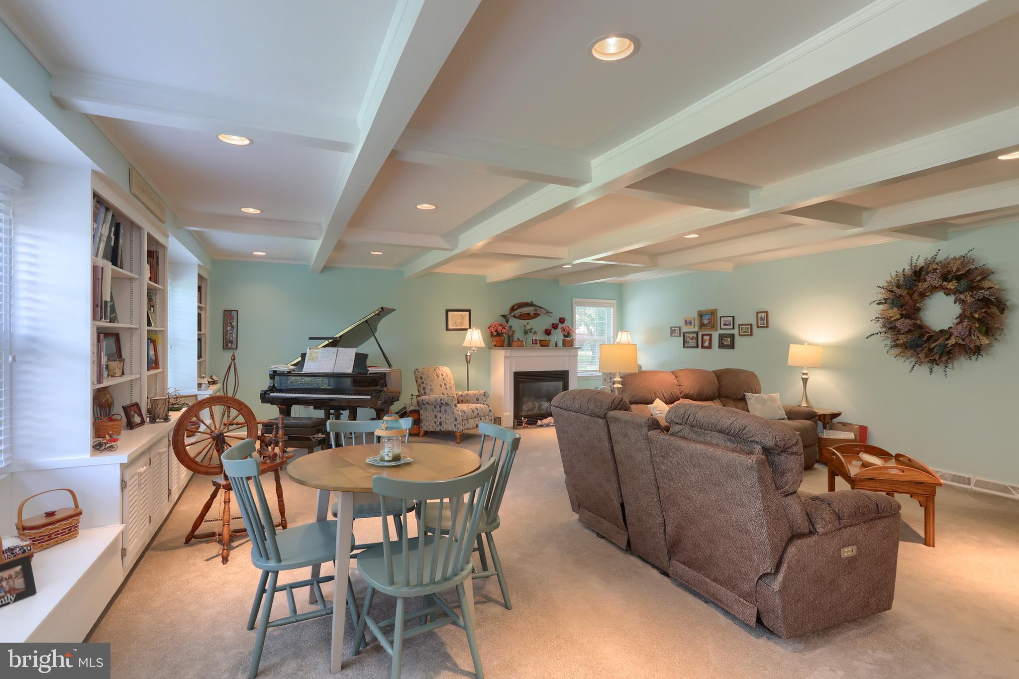 3 Banbury Road Hummelstown, PA 17036 - Photo 15 of 85 a living room with furniture a dining table and a potted plant