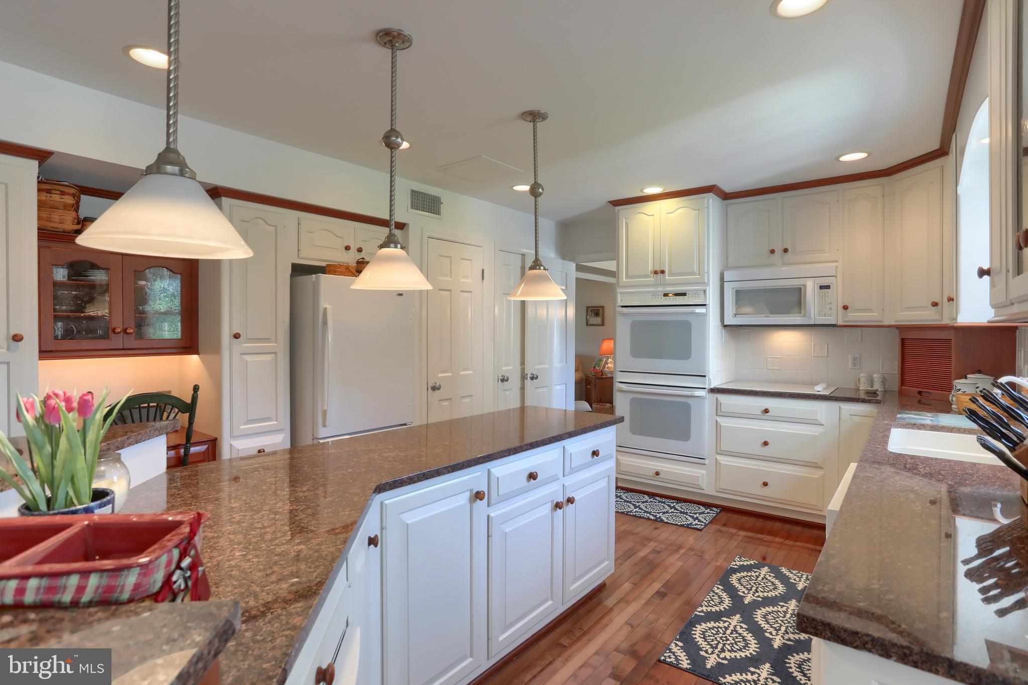 3 Banbury Road Hummelstown, PA 17036 - Photo 20 of 85 Hardwood flooring, granite, cooktop, wall oven