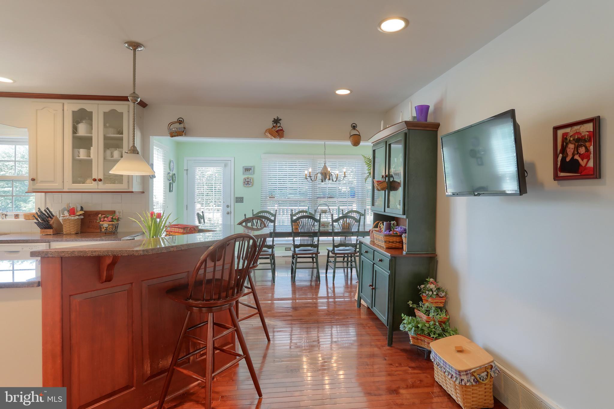 3 Banbury Road Hummelstown, PA 17036 - Photo 24 of 85 Sunny breakfast room off kitchen