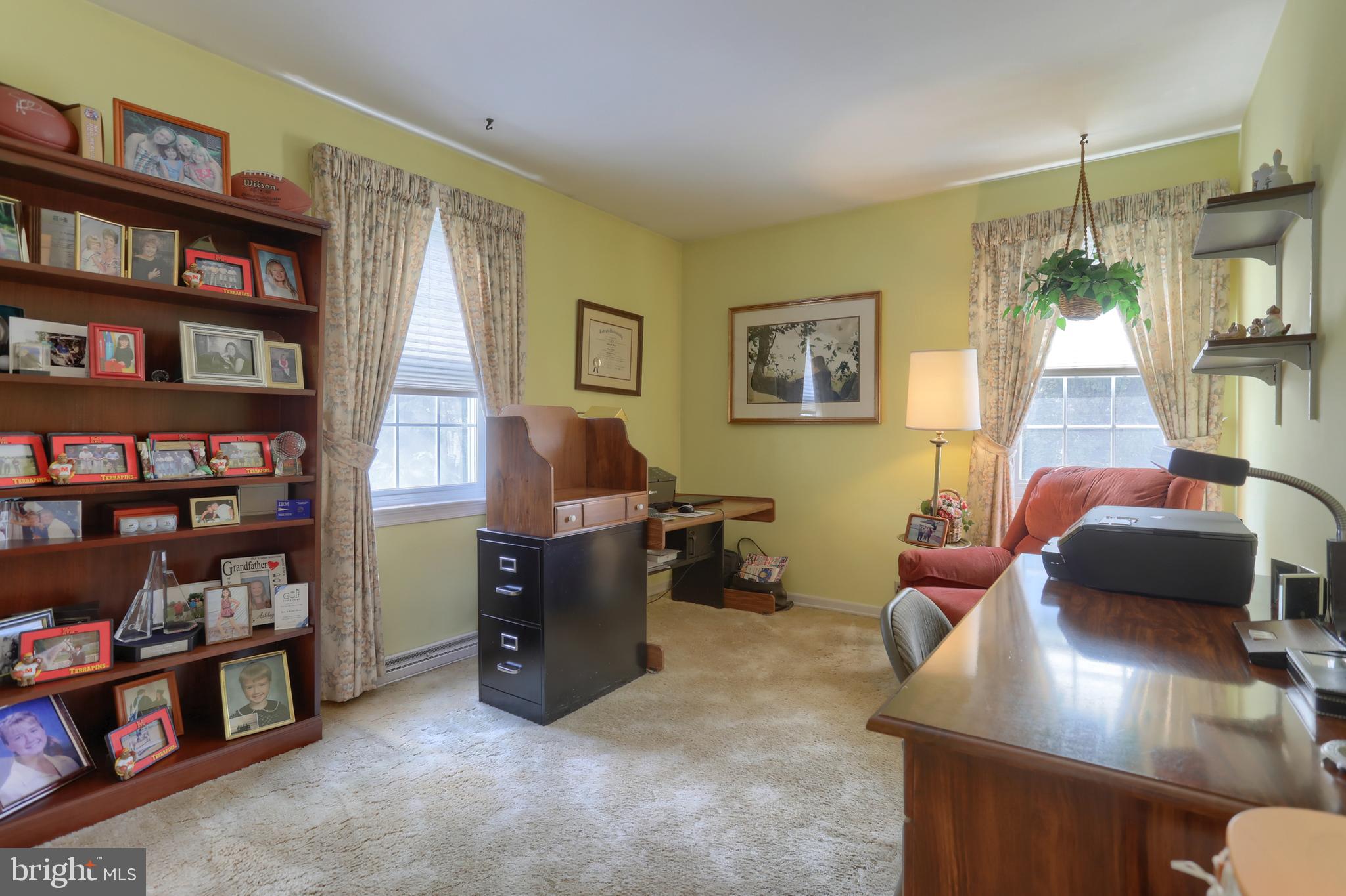 3 Banbury Road Hummelstown, PA 17036 - Photo 46 of 85 a living room with furniture and a book shelf