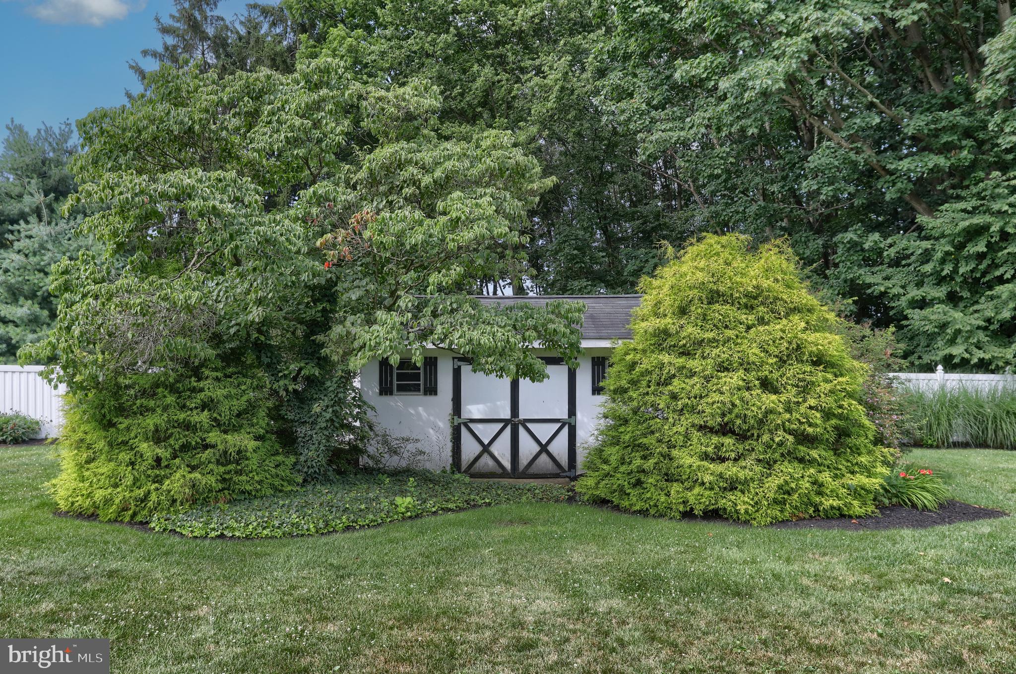 3 Banbury Road Hummelstown, PA 17036 - Photo 67 of 85 Shed at the rear of the yard