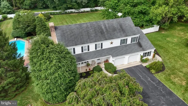 $725,000 | 3 Banbury Road, Hummelstown, PA 17036