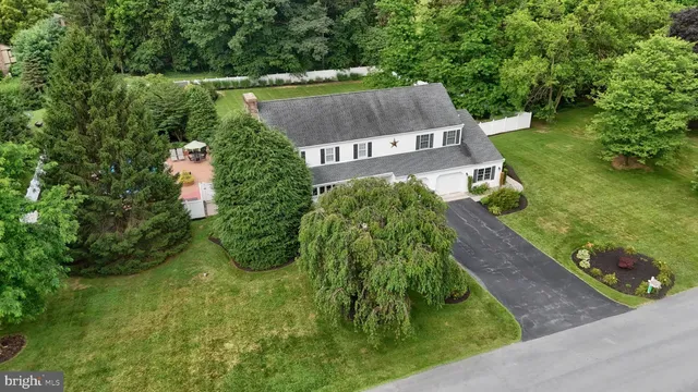 $725,000 | 3 Banbury Road, Hummelstown, PA 17036