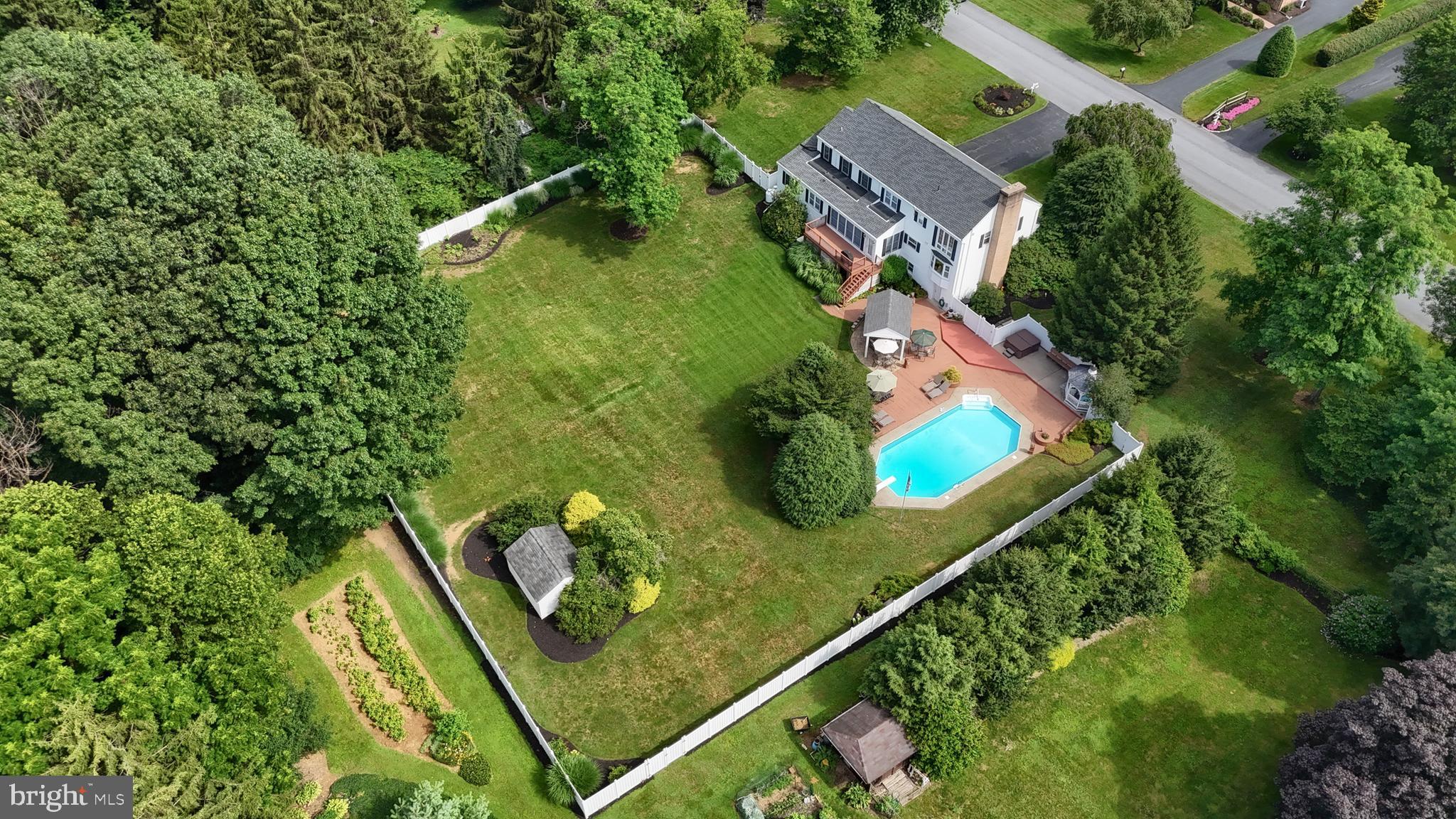 3 Banbury Road Hummelstown, PA 17036 - Photo 82 of 85