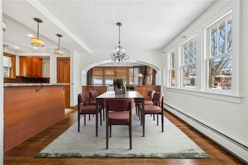252 Arden Road Pittsburgh, PA 15216 - Photo 7 of 31 Large, bright dining room