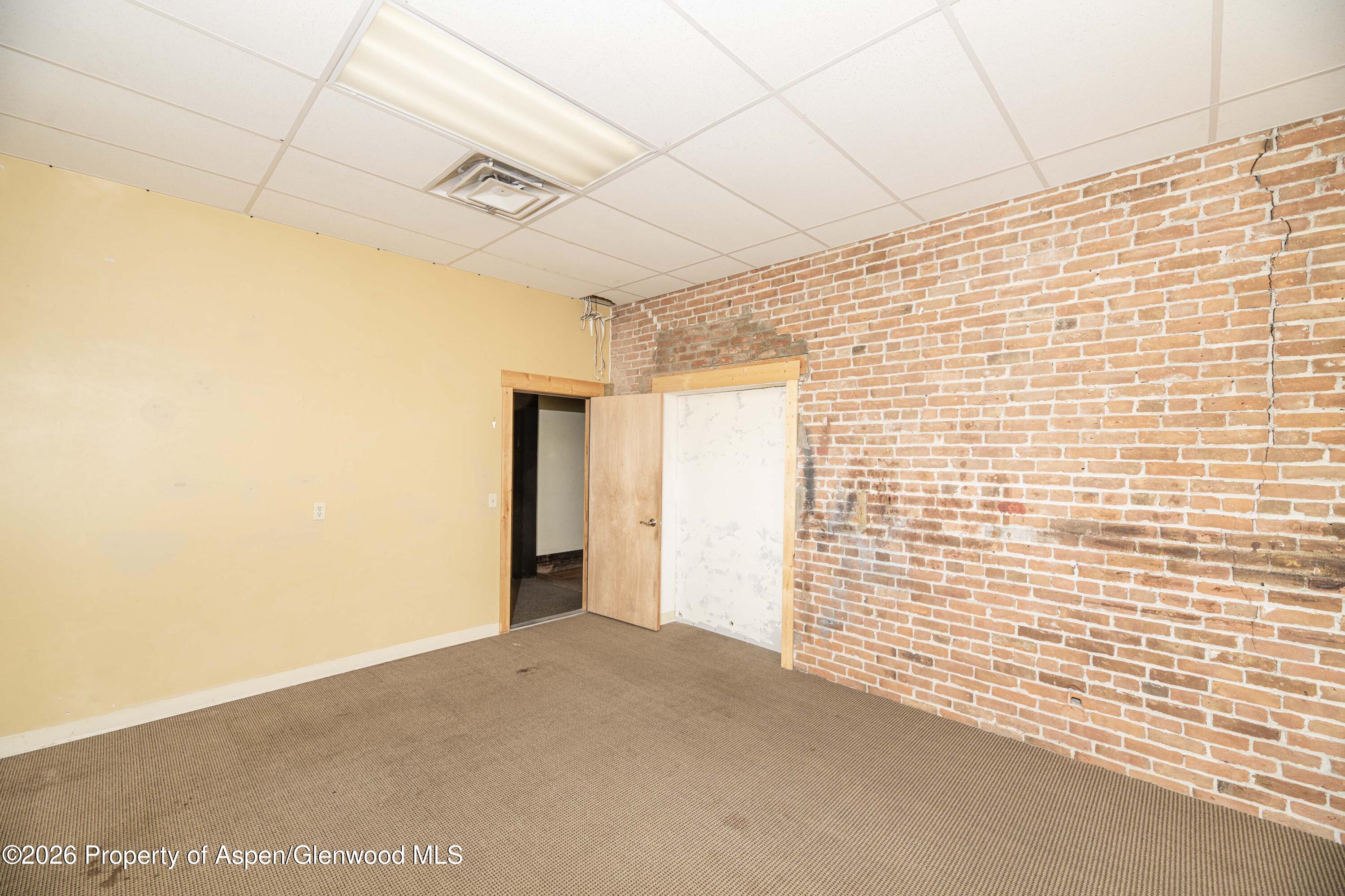 513 East Main Street Montrose, CO 81401 - Photo 5 of 8 081726_513_014