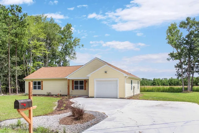 $299,950 | 124 Shoshone Trail, Hertford, NC 27944