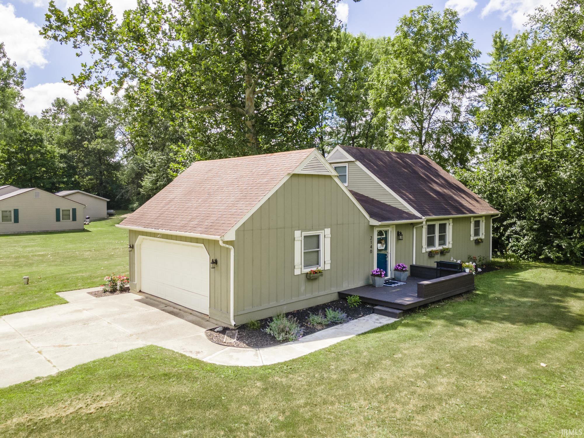 2140 Gump Road East Fort Wayne, IN 46845 - Photo 1 of 32