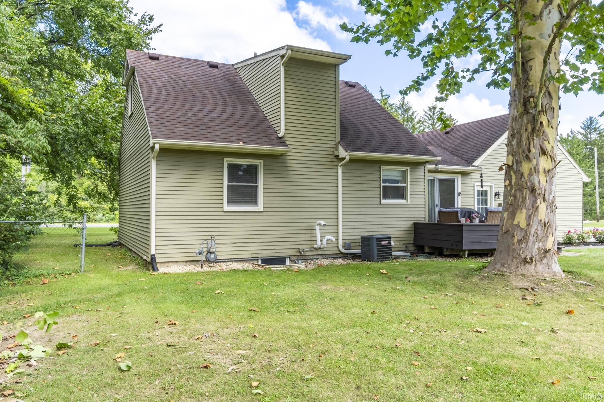 2140 Gump Road East Fort Wayne, IN 46845 - Photo 29 of 32