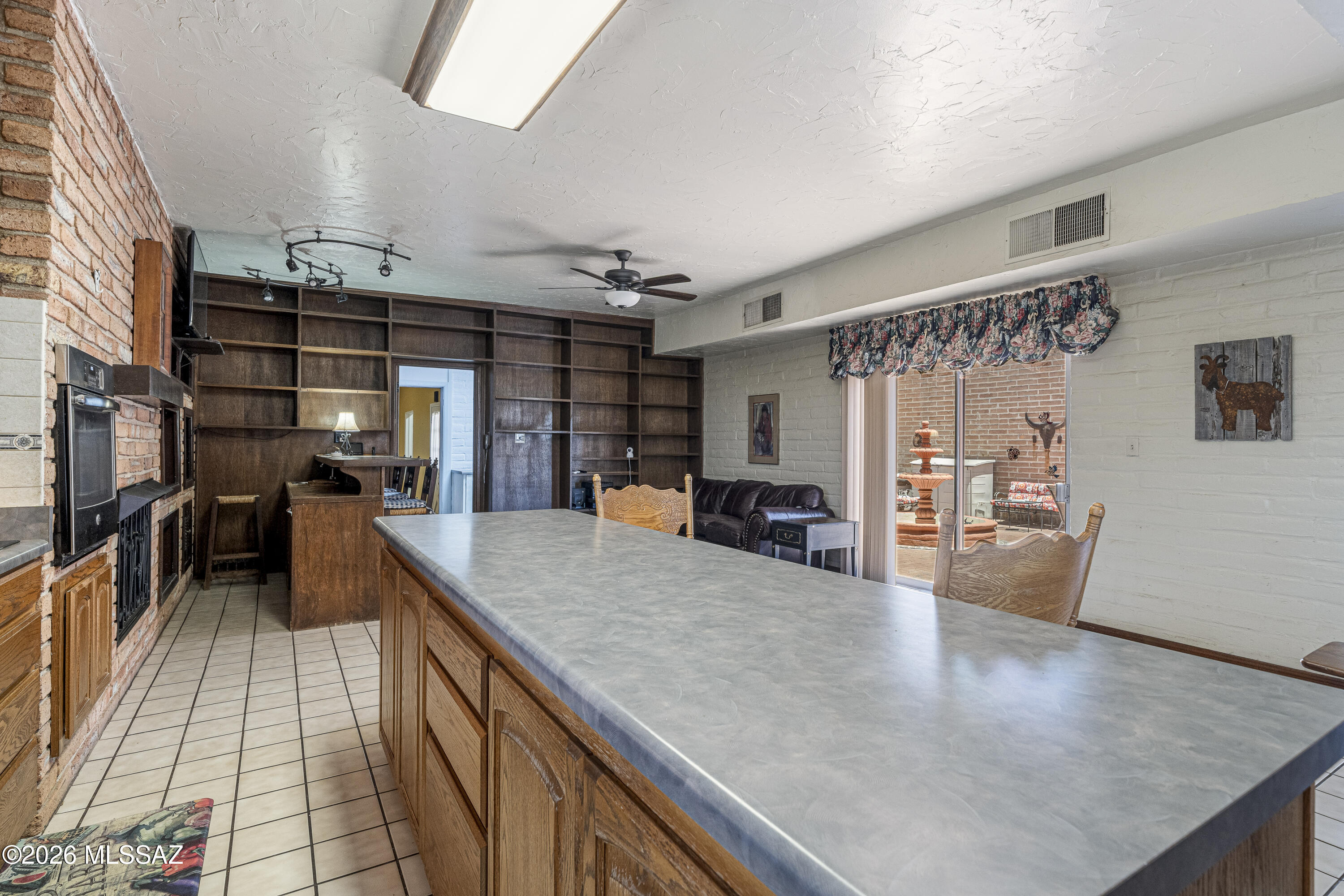 10663 East Fort Lowell Road Tucson, AZ 85749 - Photo 17 of 44