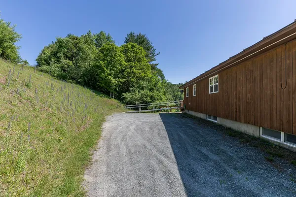 $817,000 | 616 Rose Hill Road, Woodstock, VT 05091