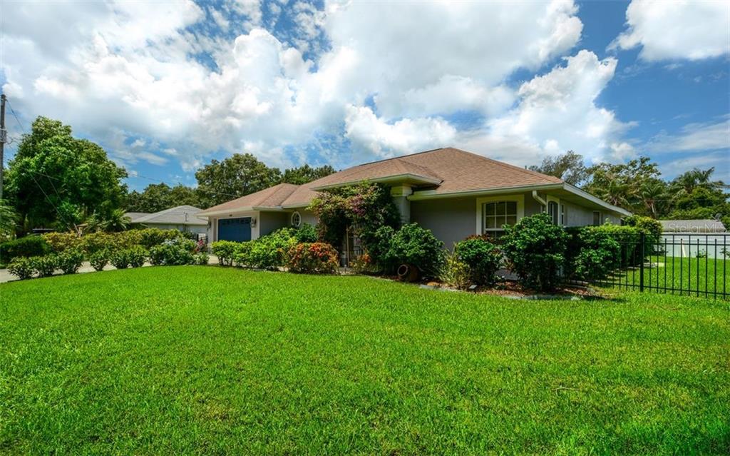 2850 Geneva Road Venice, FL 34293 - Photo 1 of 1 Front of House