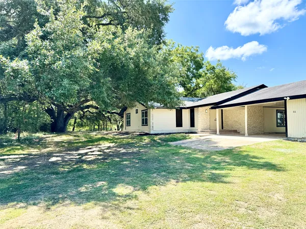 $1,700 | 51 Hanging Oak Road, Dale, TX 78616