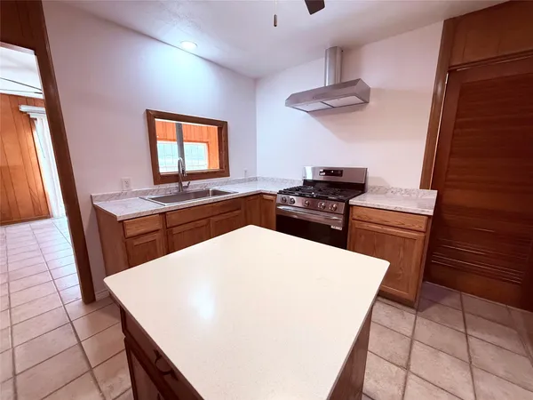 $1,700 | 51 Hanging Oak Road, Dale, TX 78616