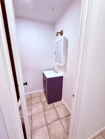 $1,700 | 51 Hanging Oak Road, Dale, TX 78616