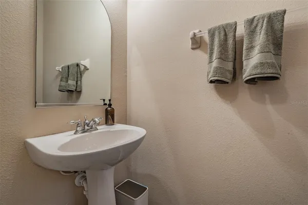 $259,000 | 9904 Palermo Breeze Way, Tampa, FL 33619