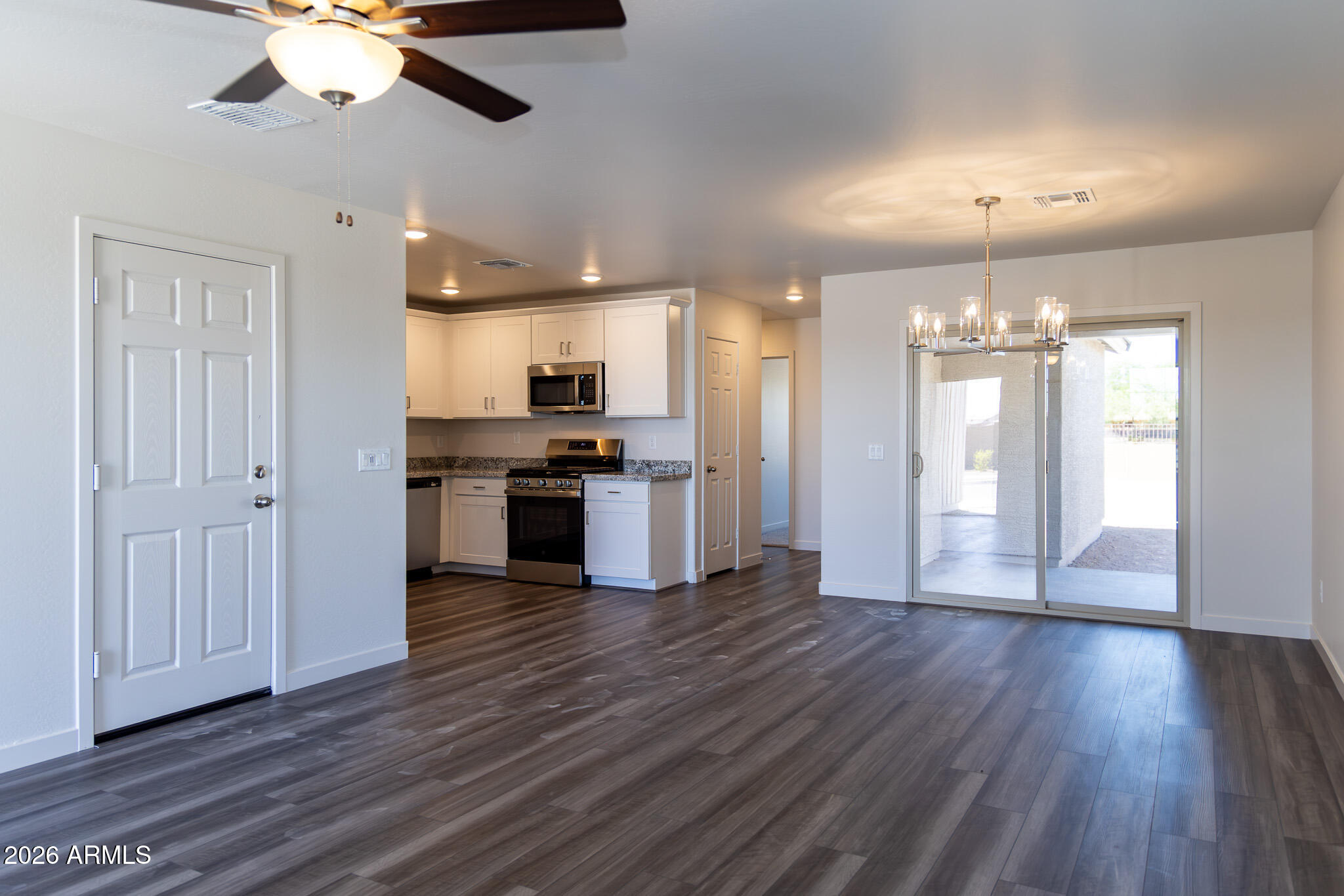 17155 North Lariat Road Maricopa, AZ 85138 - Photo 5 of 52 Great Room